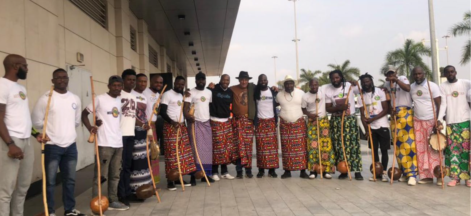 Recepção em Angola